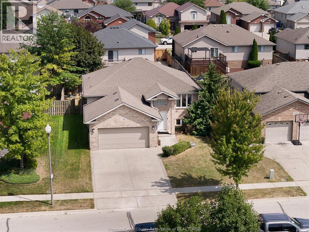 1397 Crosswinds DRIVE - 33