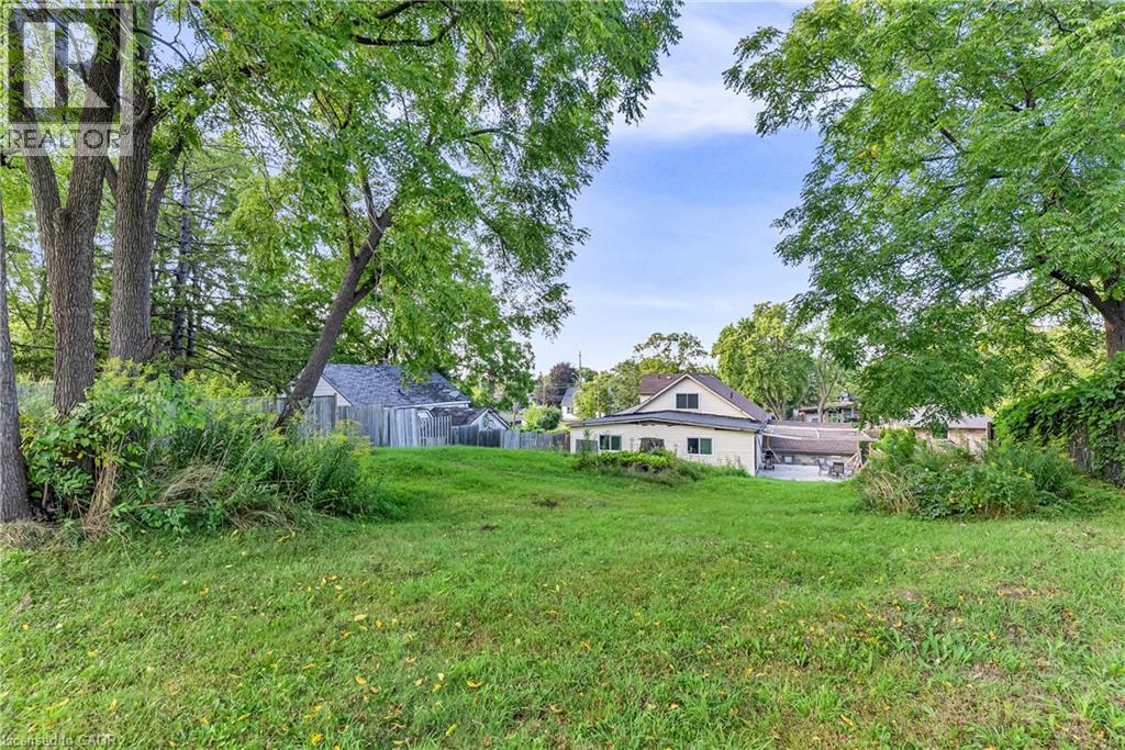 144 LIMERIDGE Road E - Image 42