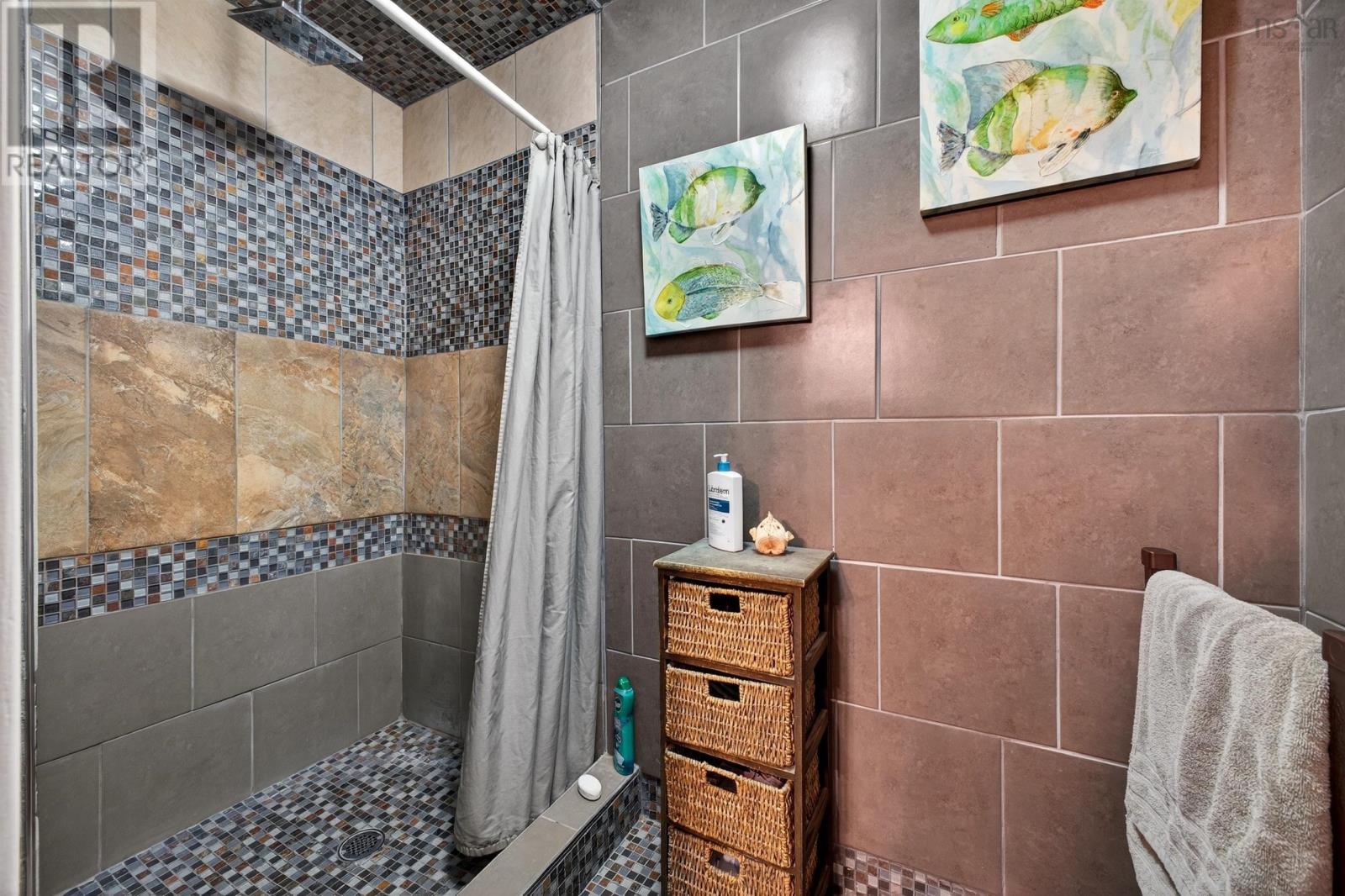 Property 21 of 38 of 89 WELSFORD Street