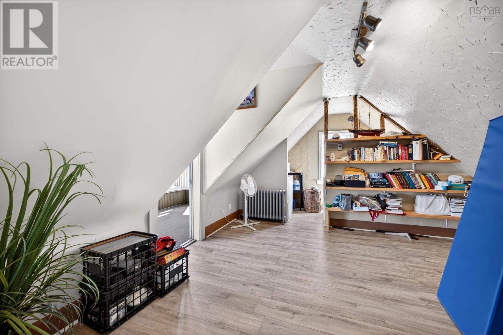 Property 31 of 38 of 89 WELSFORD Street