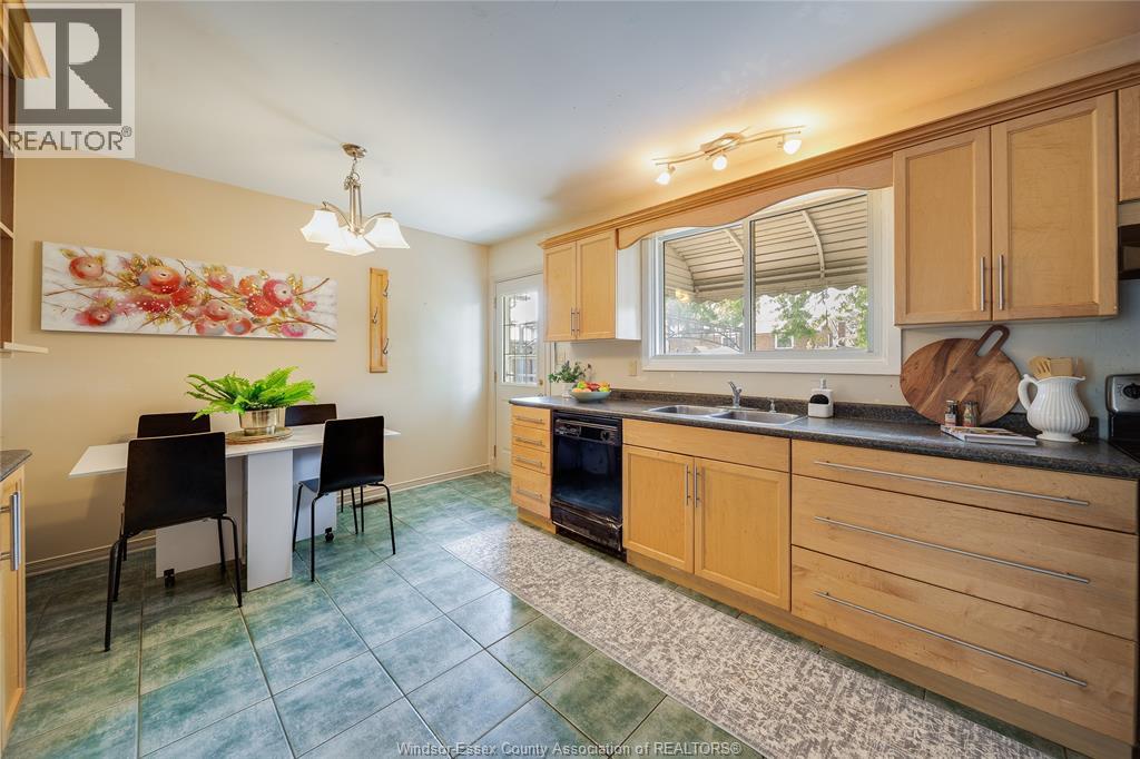 381 CARLING - Image 11