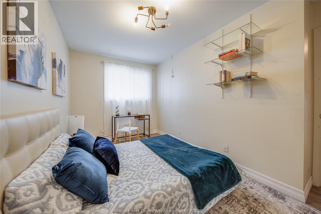 381 CARLING - Image 24