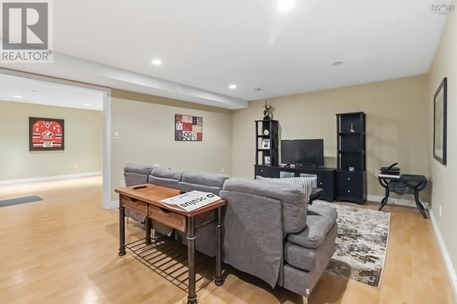93 Greenside Lane - 30