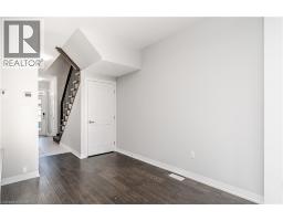 Kitchen - 4008 Crown Street, Beamsville, ON L3J0S3 Photo 10