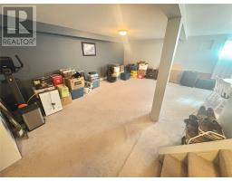 119 Brown Avenue thumbnail 37