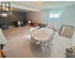 119 Brown Avenue thumbnail 38