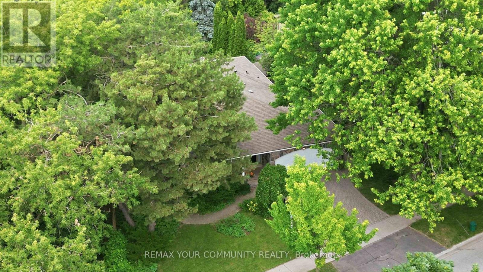 150 PRINGLE DRIVE - 28