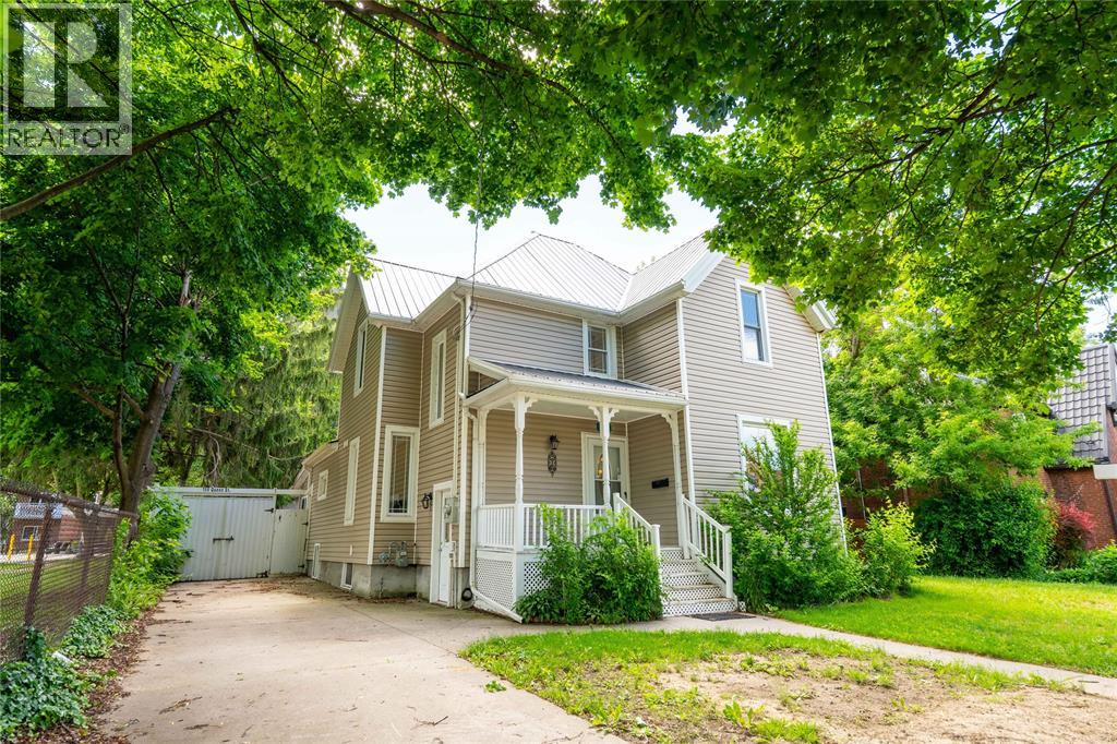 156 QUEEN STREET