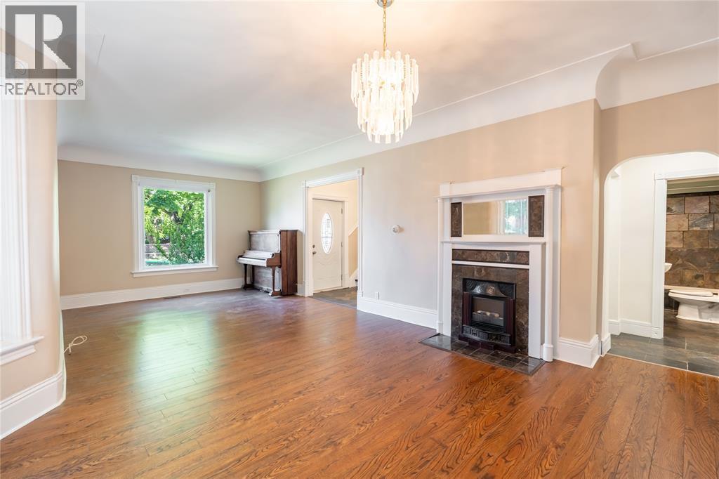 156 QUEEN STREET - Image 6