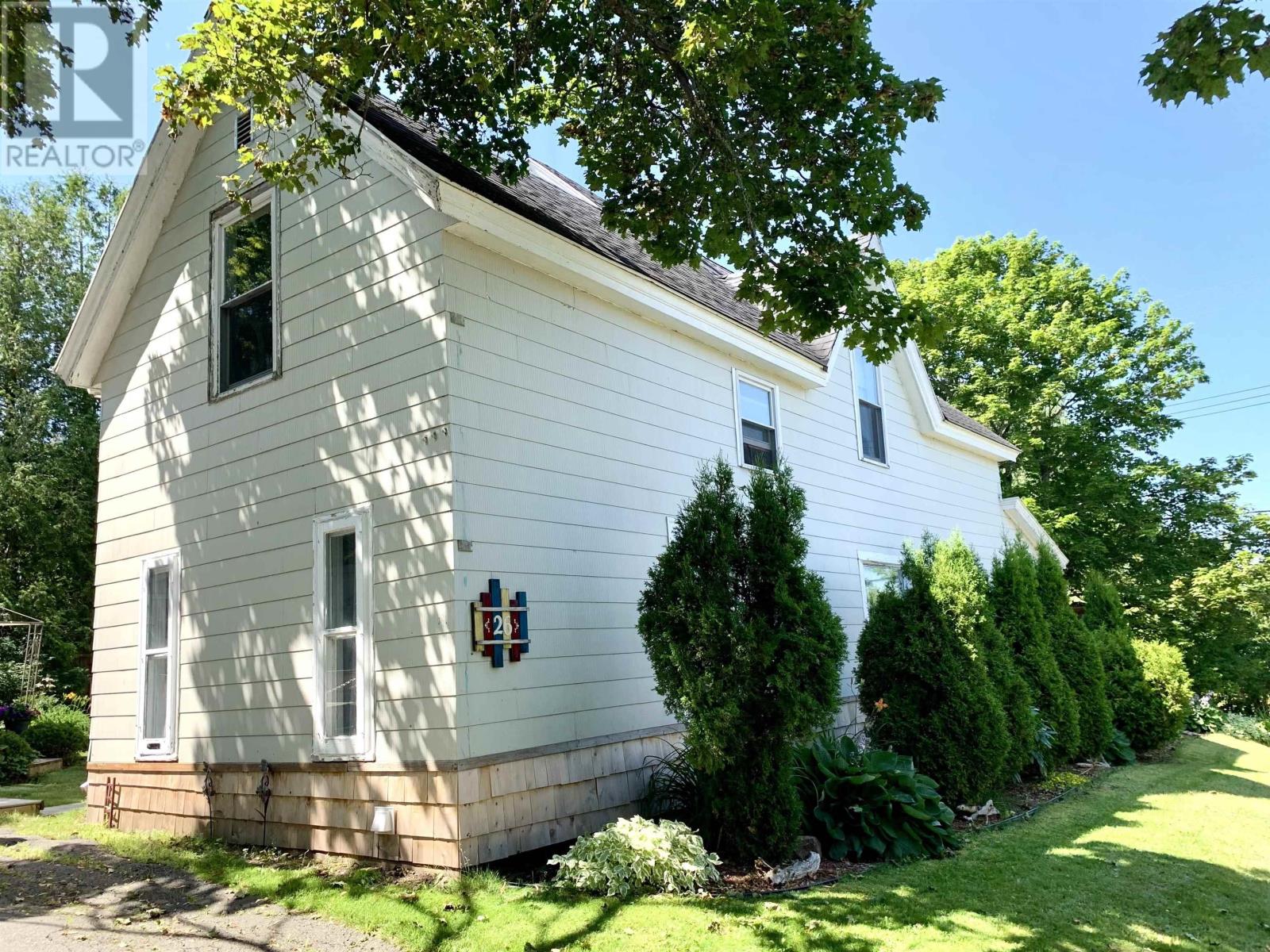 26 Starr Street - 2