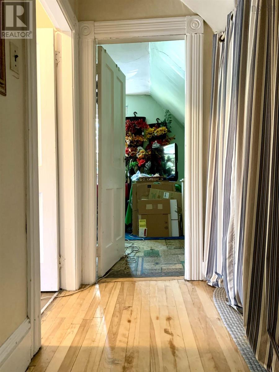 Property 27 of 37 of 26 Starr Street