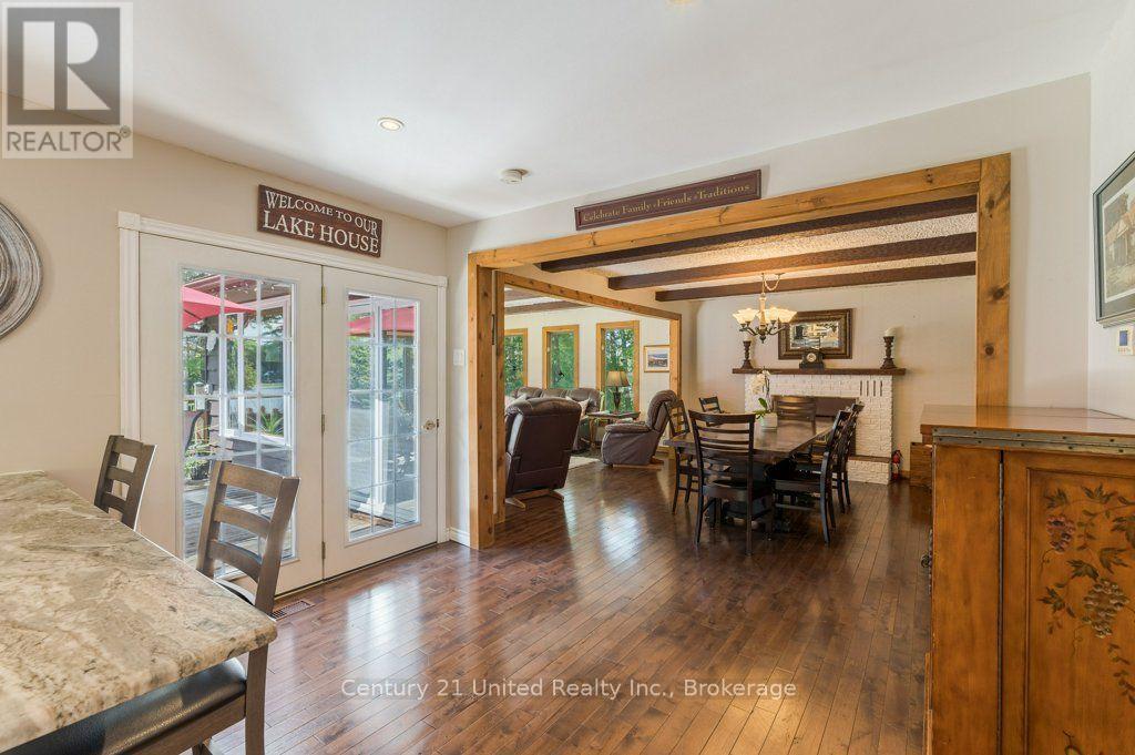 41 HALL CRESCENT - Image 11
