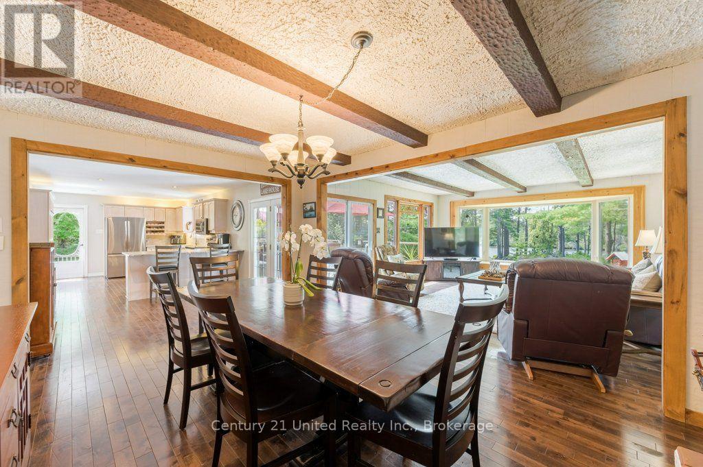 41 HALL CRESCENT - Image 12