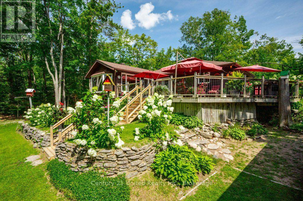 41 HALL CRESCENT - Image 36