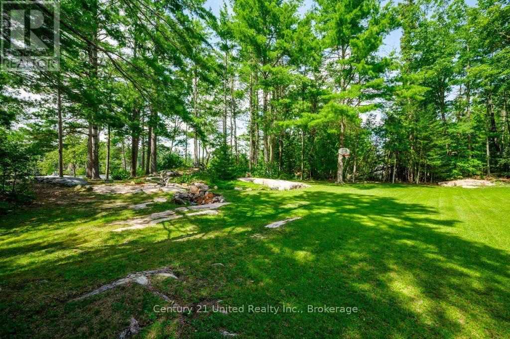 41 HALL CRESCENT - Image 44