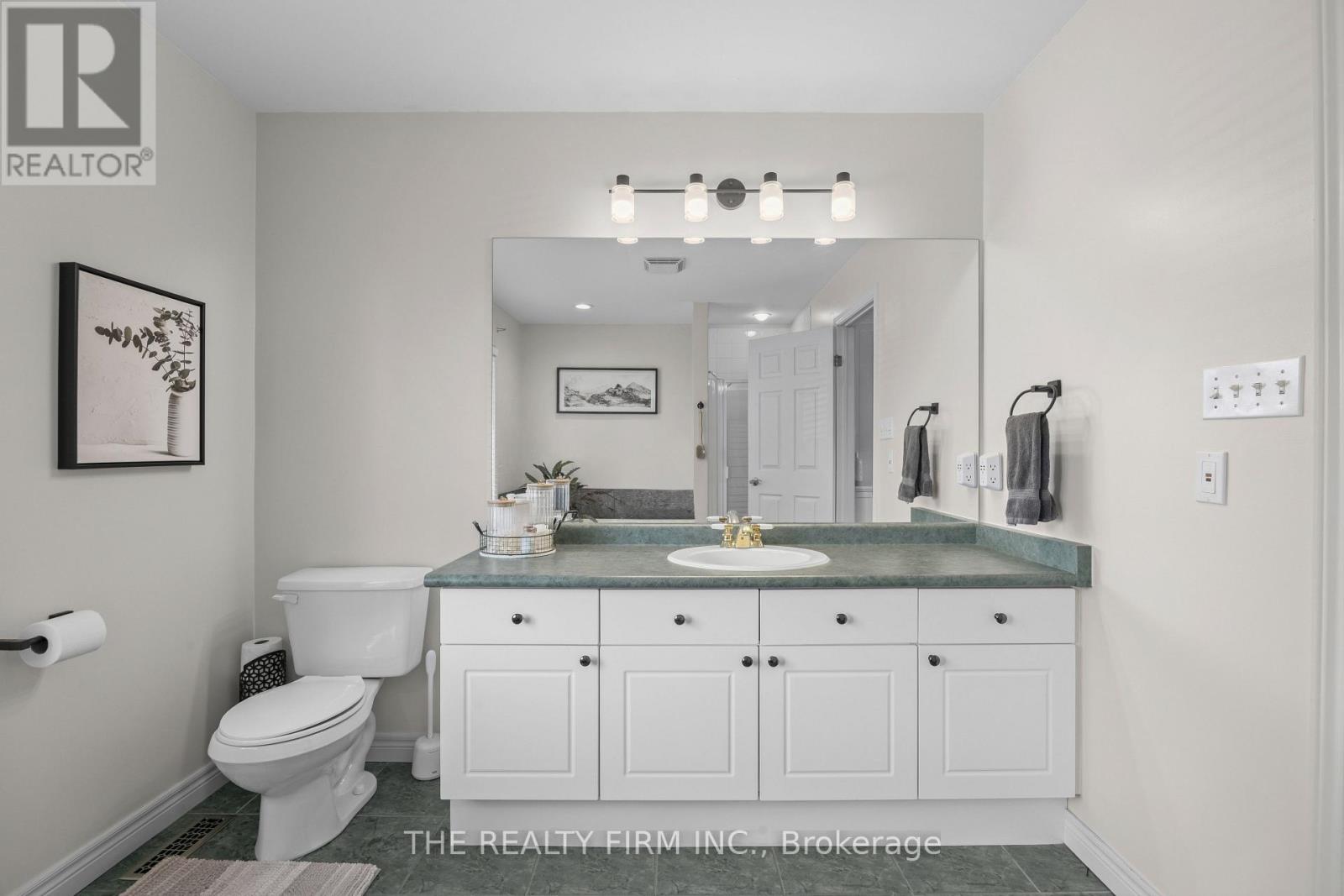 58 DISSING CRESCENT - Image 21