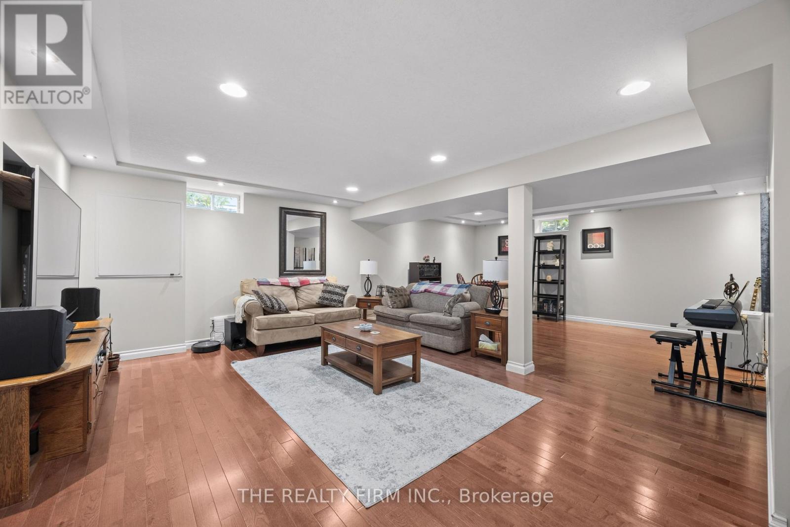 58 DISSING CRESCENT - Image 27