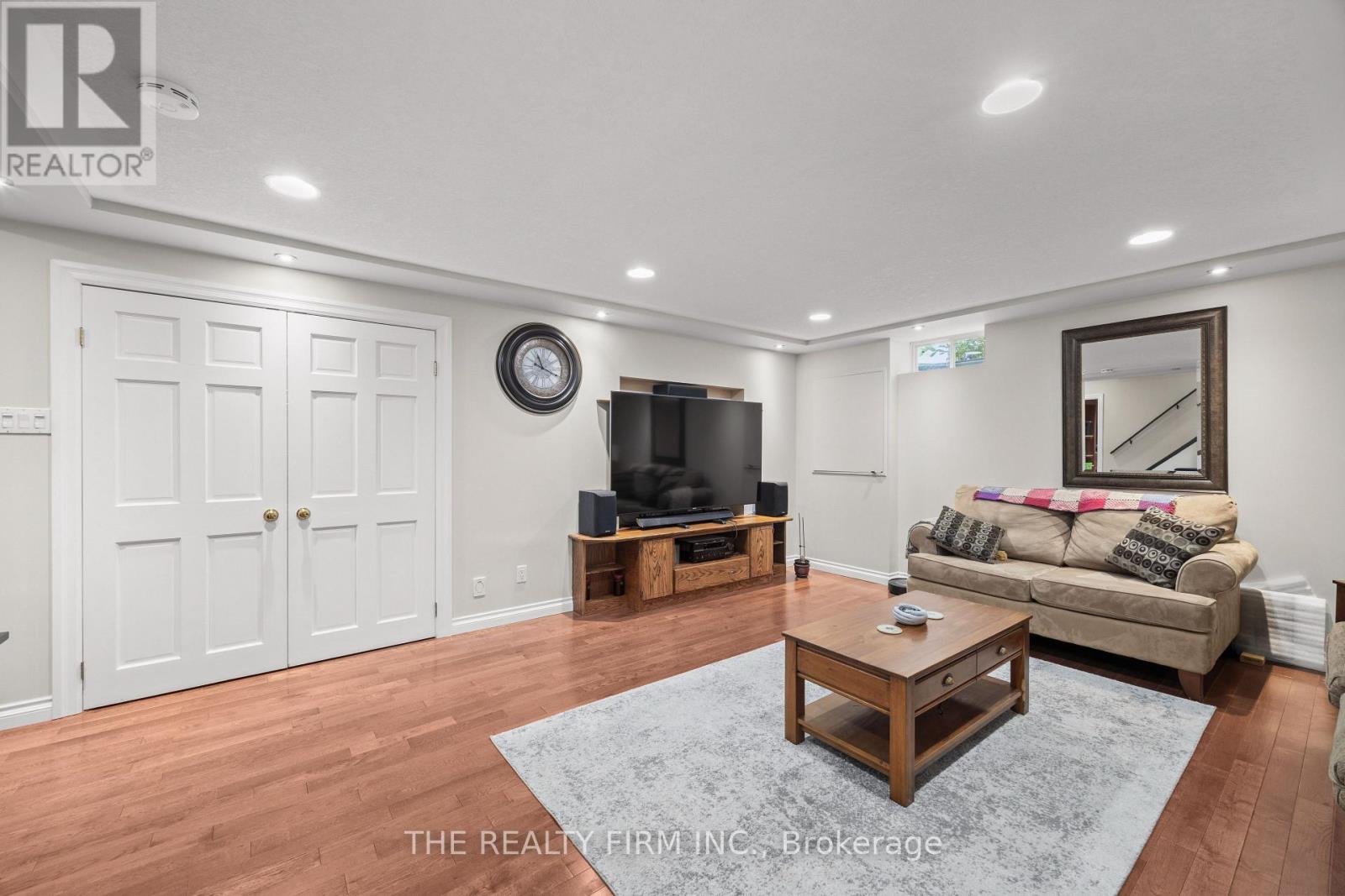 58 DISSING CRESCENT - Image 28