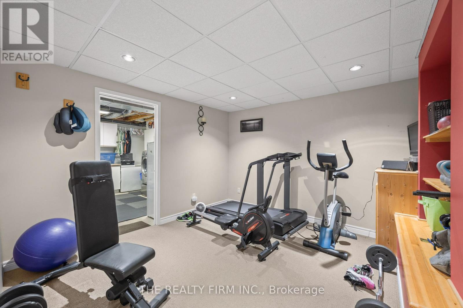 58 DISSING CRESCENT - Image 30