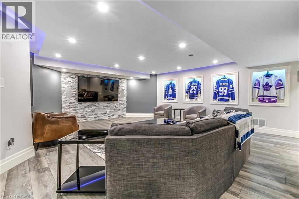 28 RICKERT Way - 29