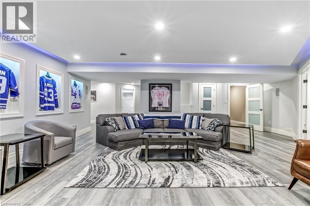 28 RICKERT Way - 30