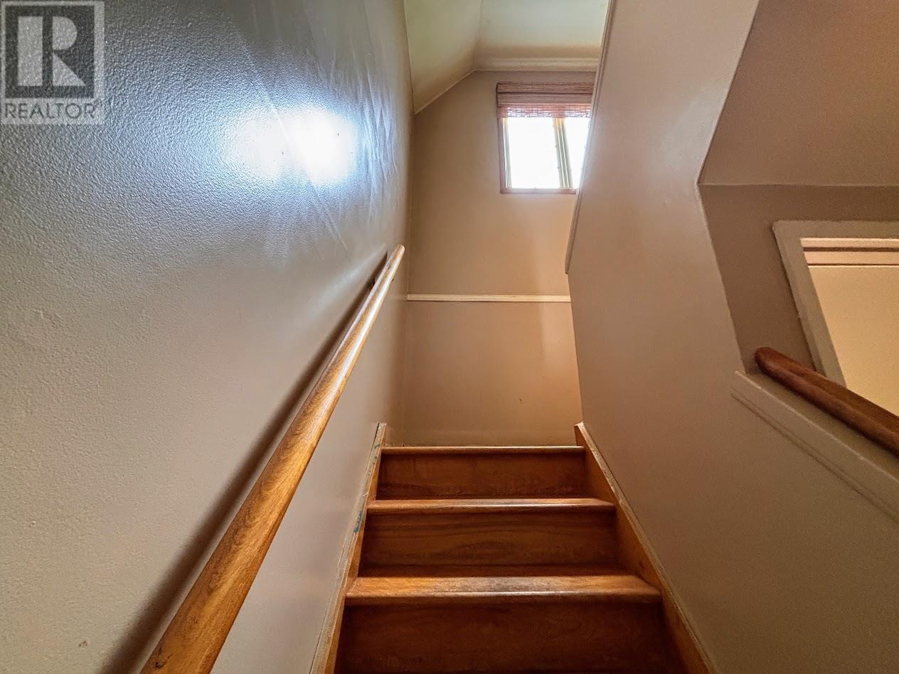 7 Mona DR - Image 10