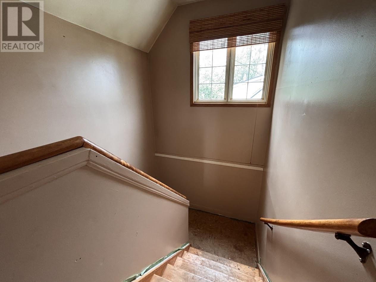 7 Mona DR - Image 16