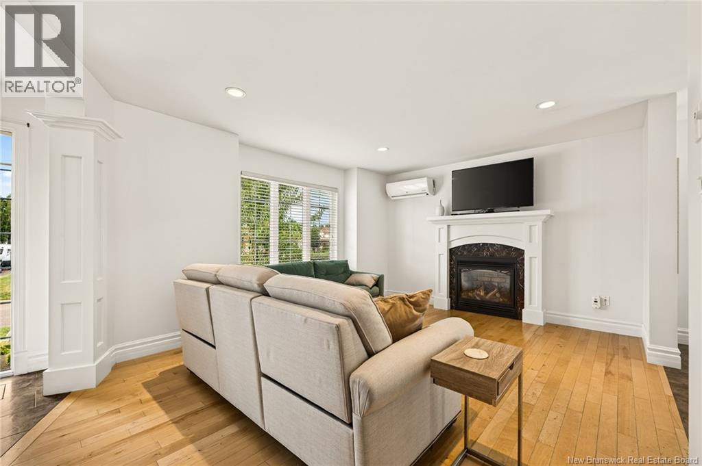 454 Alfred Leger - Image 9