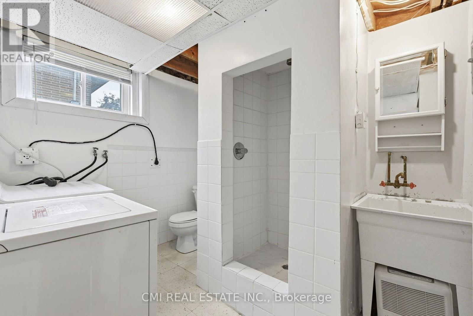 494 ANNAPOLIS AVENUE - 25