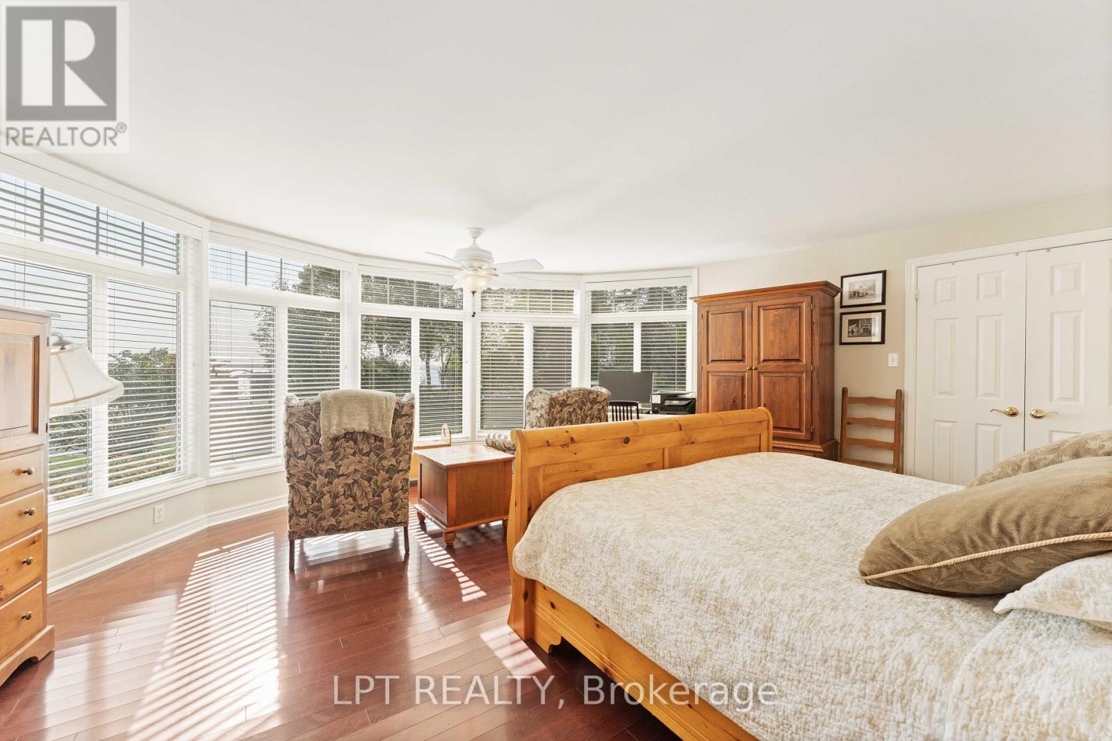 357 LAKE DRIVE N - Image 21