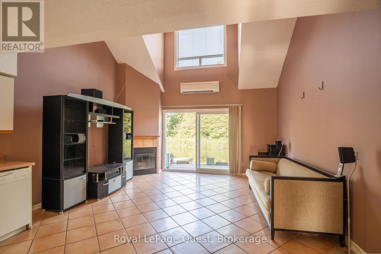 #7 81 LAGUNA PARKWAY - 11