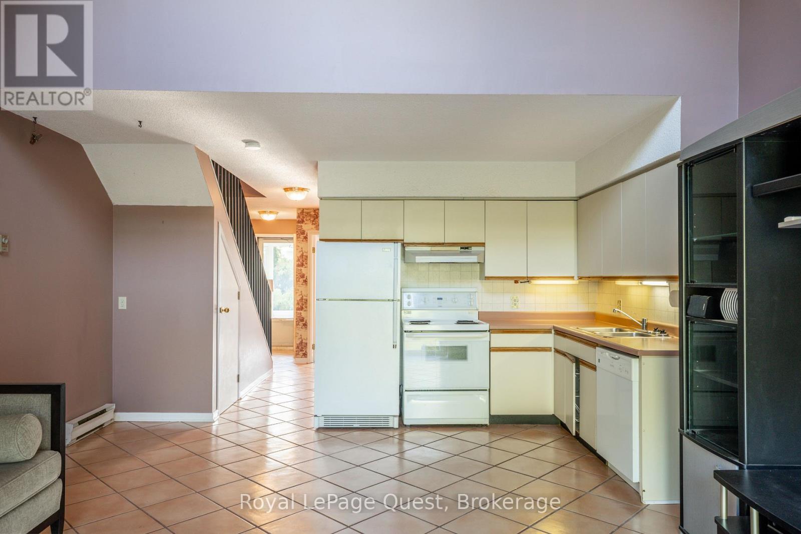 #7 81 LAGUNA PARKWAY - Image 12