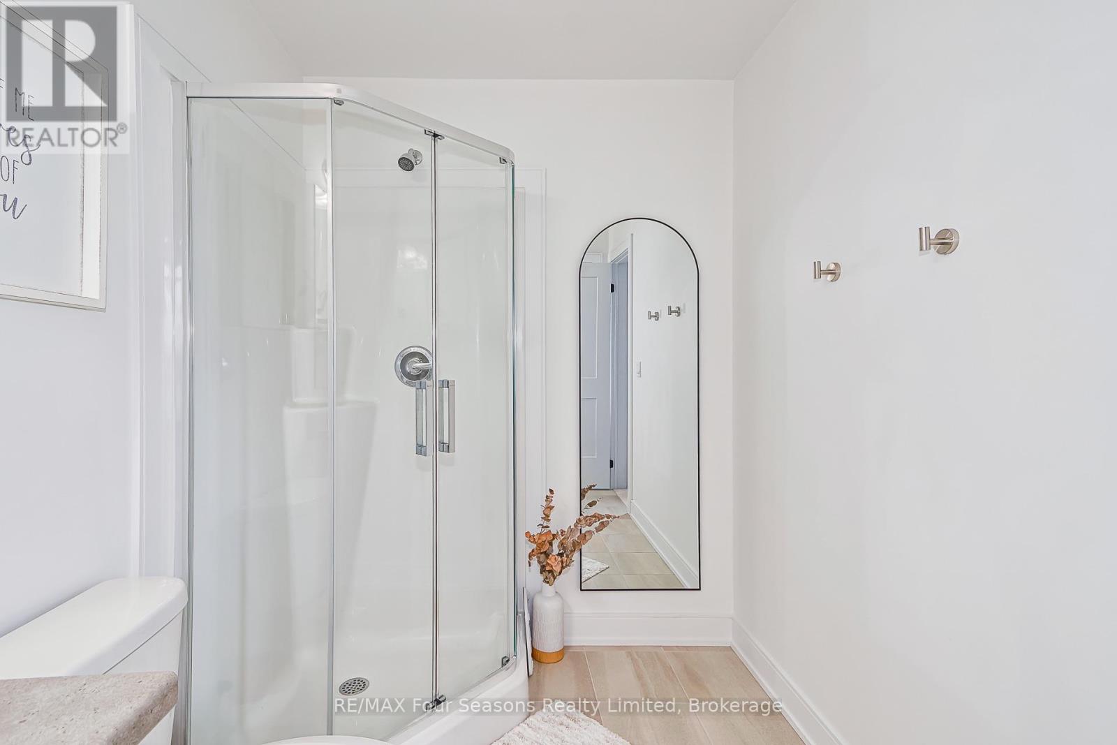 25 SHIPLEY AVENUE - Image 23