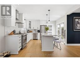 26 CARLETON STREET N