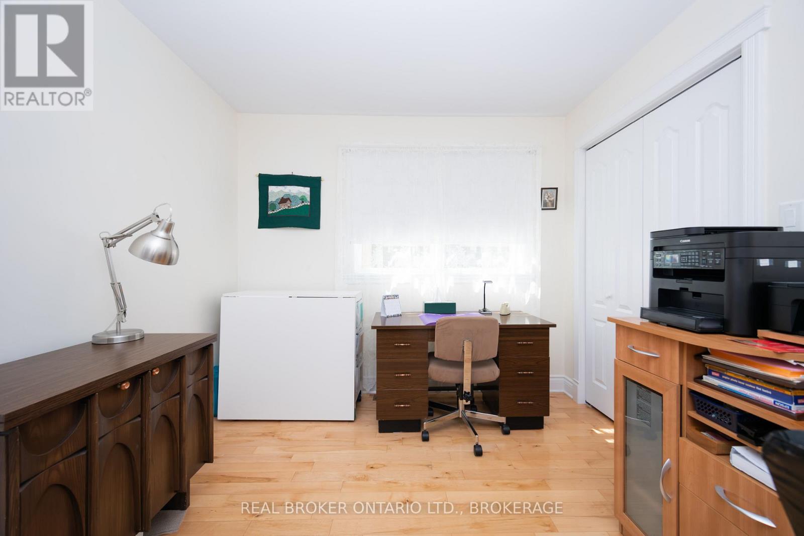 238 BISHOP STREET S - 19