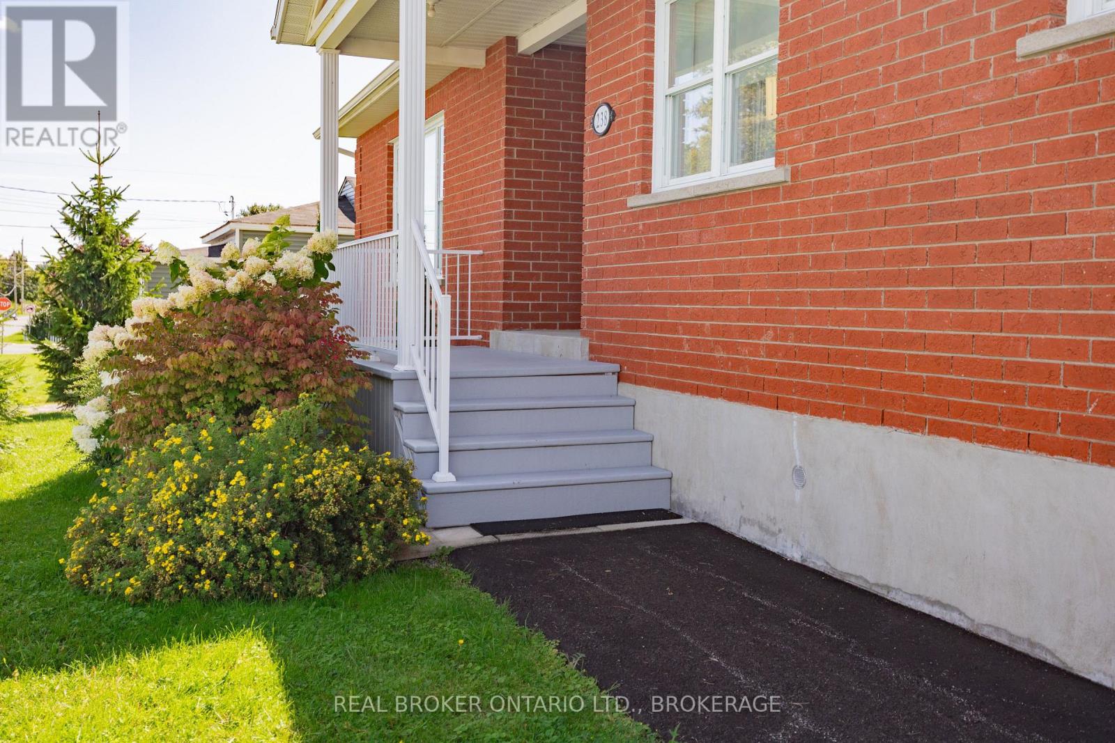 238 BISHOP STREET S - Image 5