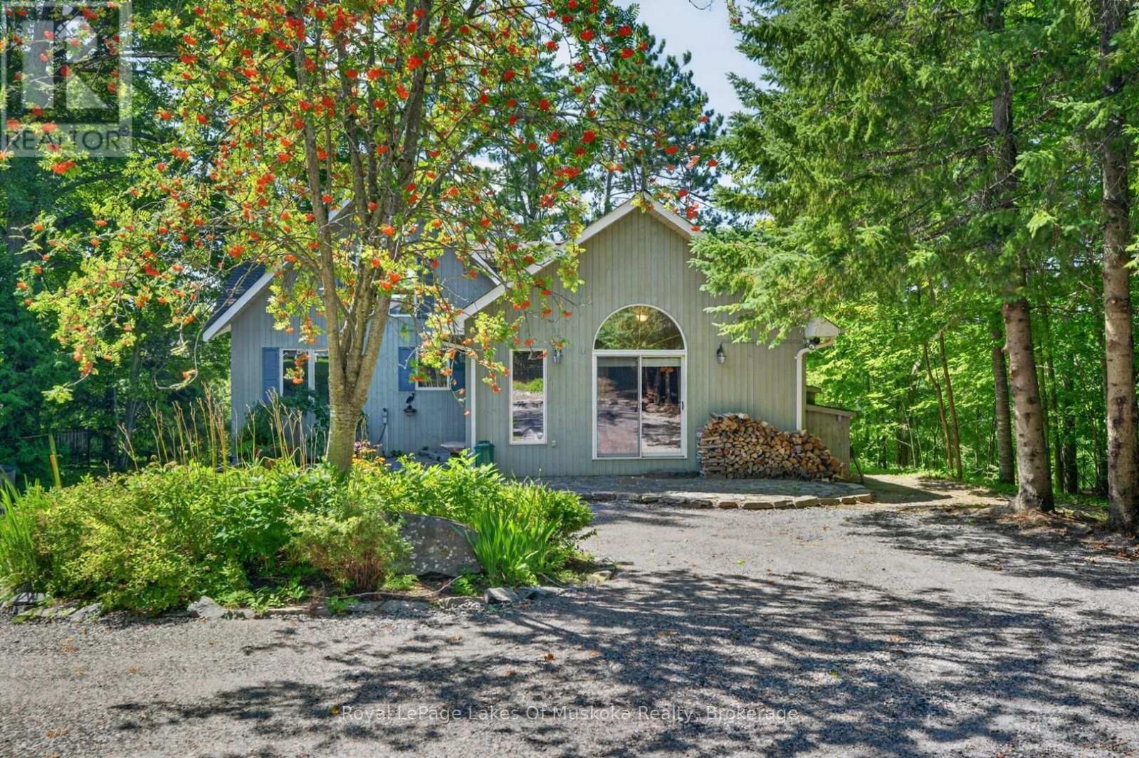 40 ENTRANCE DRIVE - Image 41