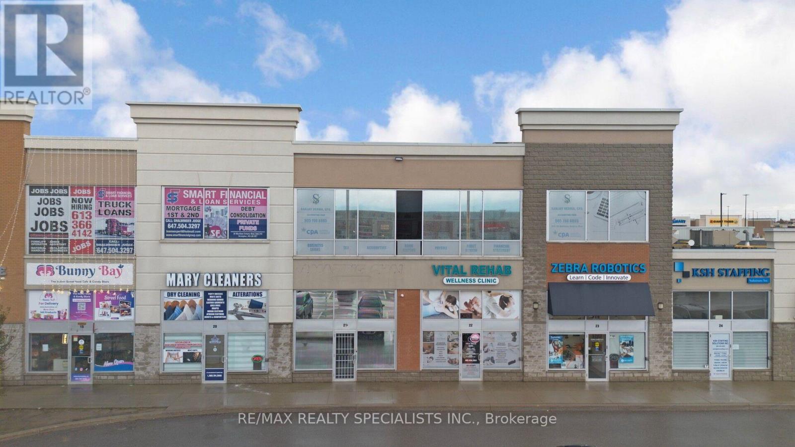 21 - 20 MARITIME ONTARIO BOULEVARD