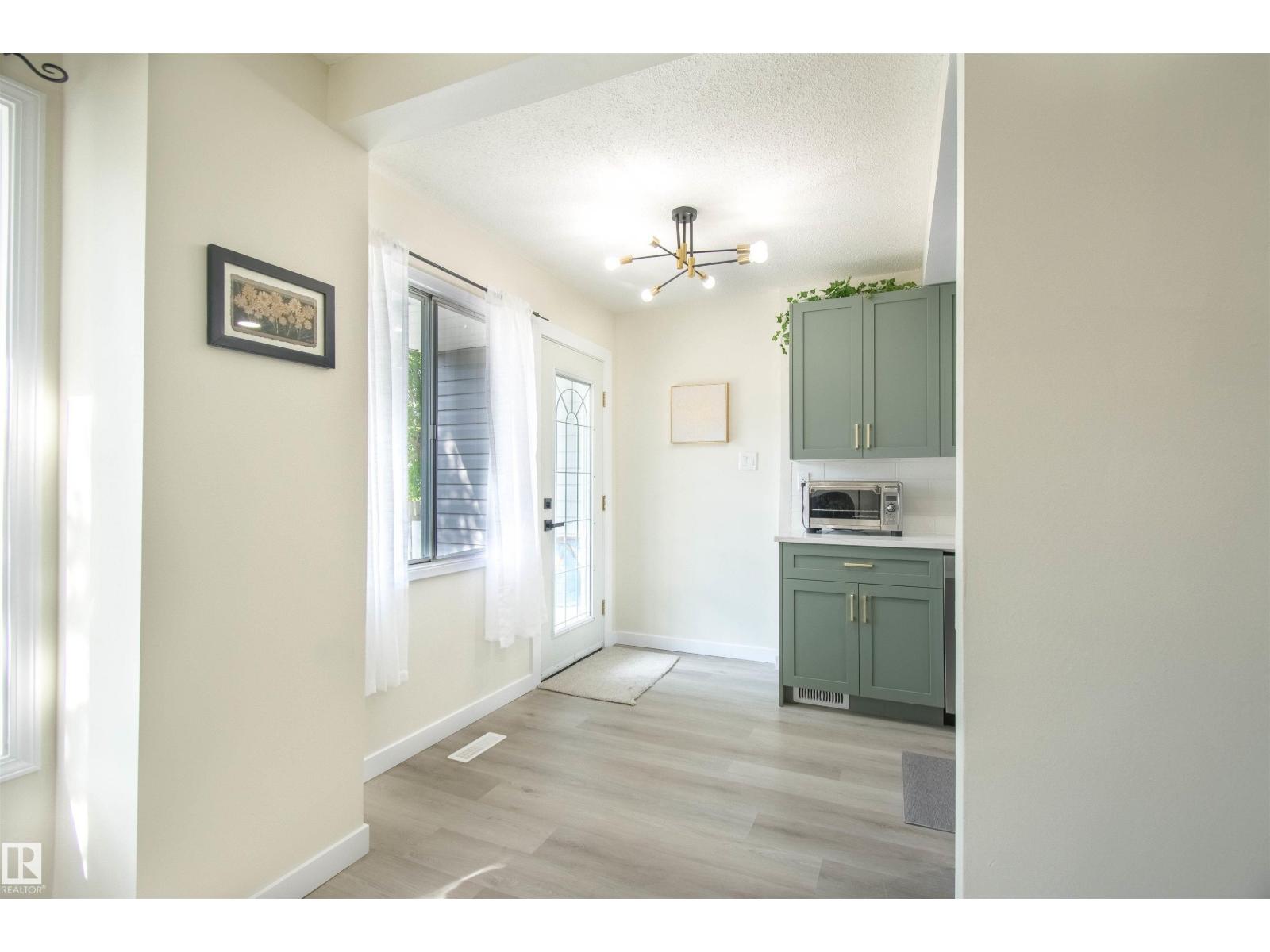 71 AMBERLY CO NW - Image 14