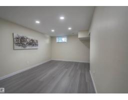 71 Amberly Co Nw, Edmonton, AB T5A2H9 Photo 24