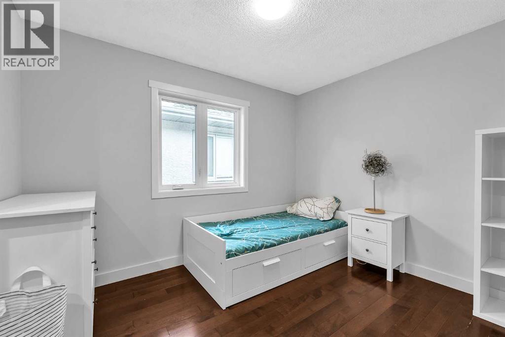 2807 29 Street SW - 12