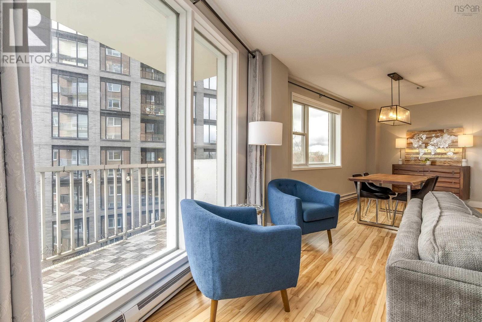 #503 1074 Wellington Street - 19