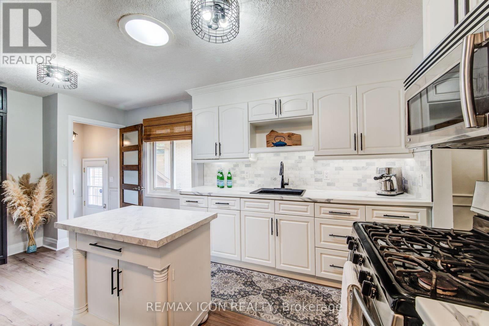 88 PINEDALE DRIVE - Image 12