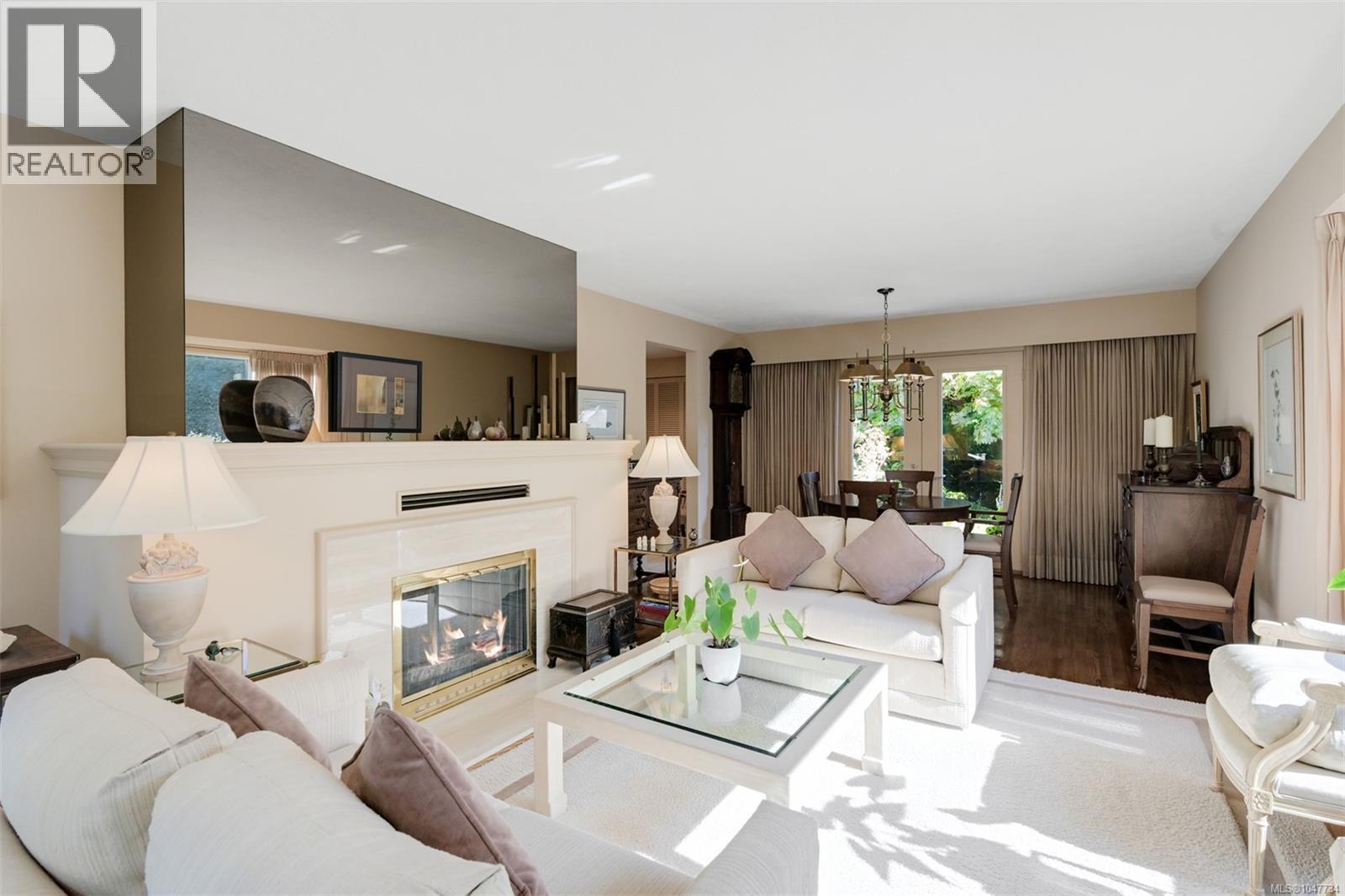 1557 Edgemont Rd - 13
