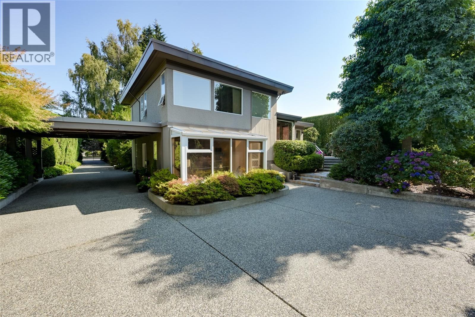 1557 Edgemont Rd - 40