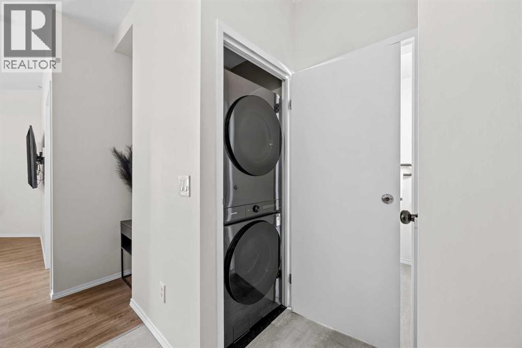 #2213 73 Erin Woods Court - Image 17
