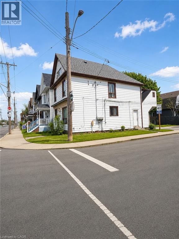 518 CANNON Street E - 4