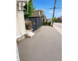 518 Cannon Street E, Hamilton, ON L8L2E8 Photo 6
