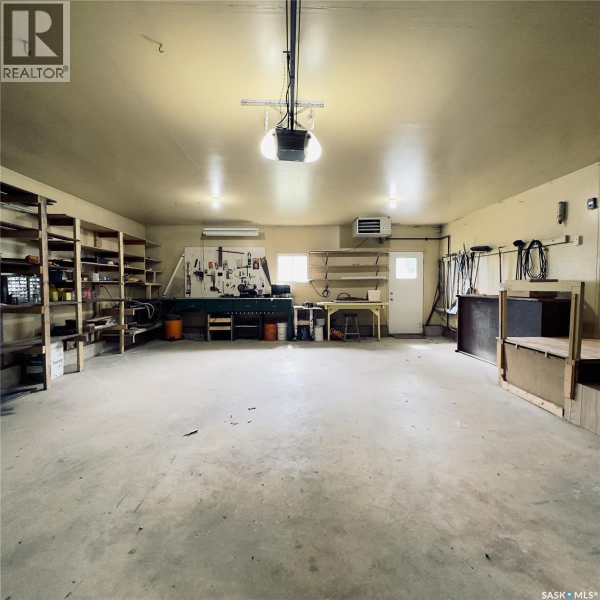 410 1st STREET S - Image 32