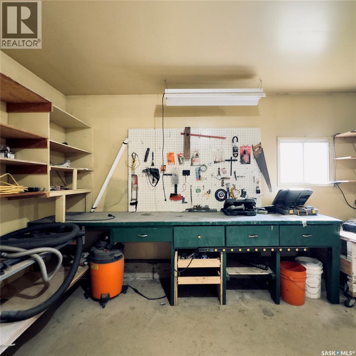 410 1st STREET S - Image 33